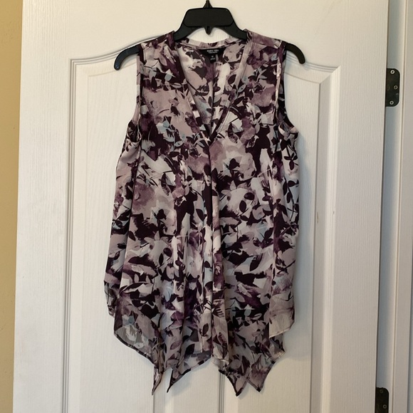 NWOT VERA WANG sleeveless blouse - Picture 7 of 8